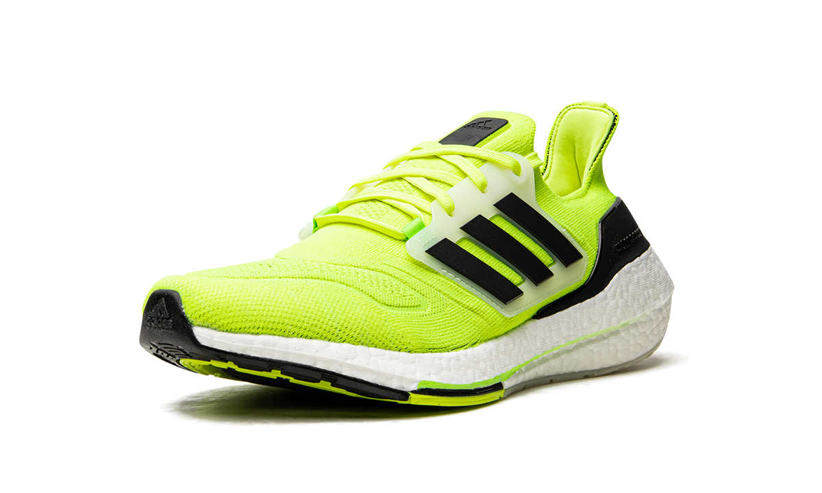 Ultraboost 22 "Solar Yellow" GX6639